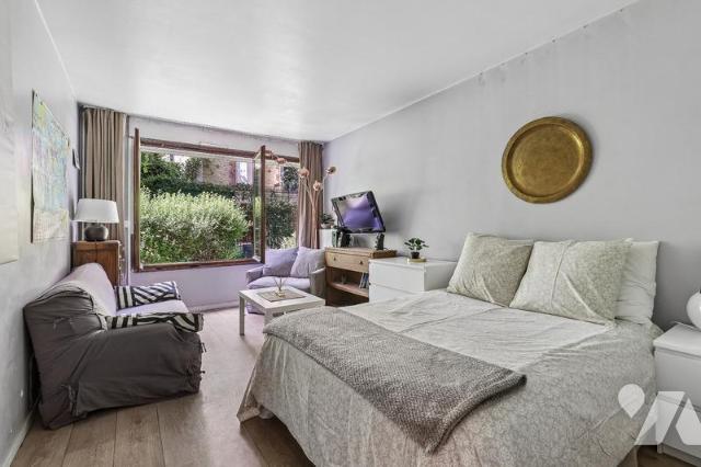 Appartement 1 pièce 24 m² · à Paris 18e Arrondissement · 24,4 m² · 192 000 €