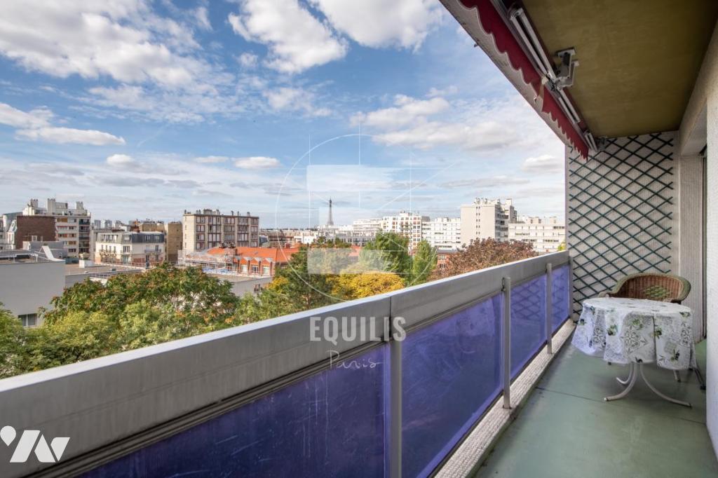 Appartement 4 pièces 101 m² · à Paris 15e Arrondissement · 100,7 m² · 790 000 €