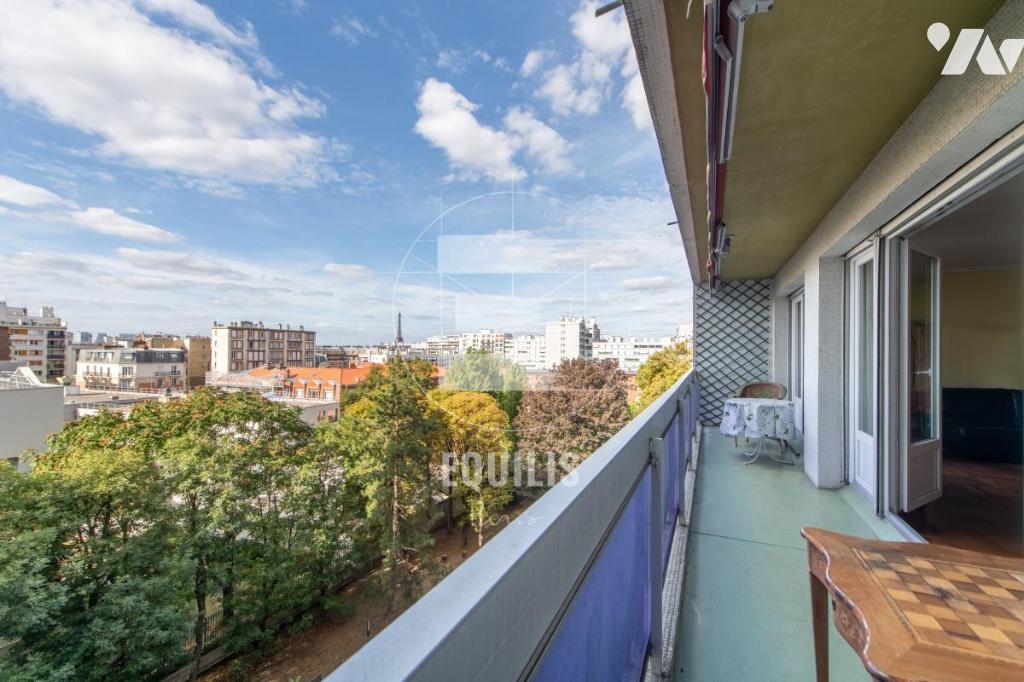 Appartement 5 pièces 101 m² · à Paris 15e Arrondissement · 100,7 m² · 790 000 €