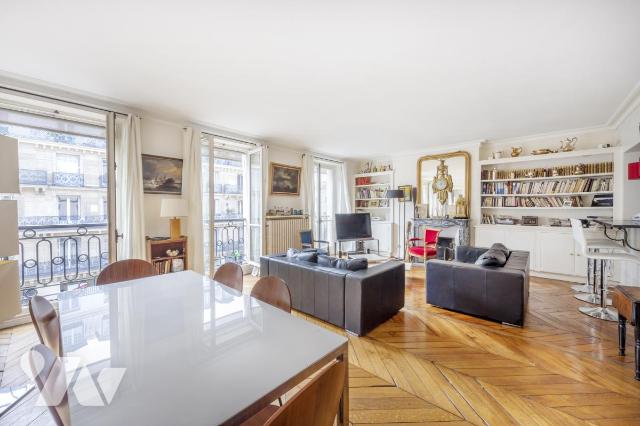 Appartement 4 pièces 111 m² · à Paris 4e Arrondissement · 111 m² · 1 850 000 €