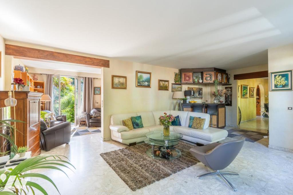 Maison 8 pièces 208 m² · à Noisy-le-Grand · 207,9 m² · 610 500 €