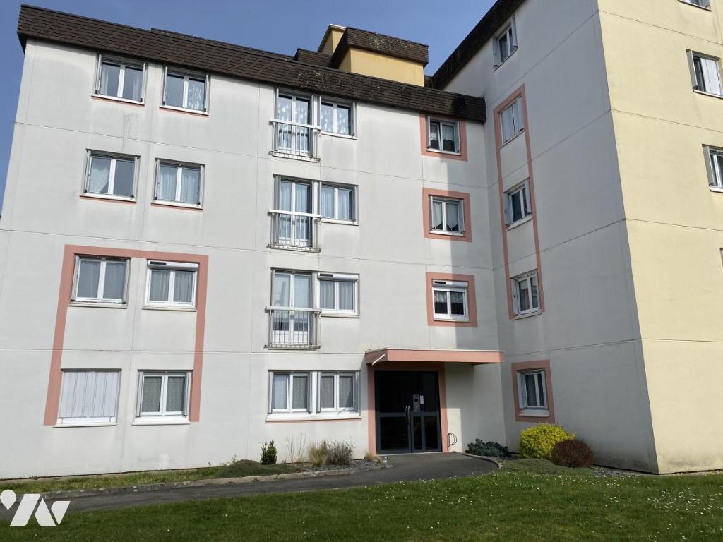Appartement 2 pièces 60 m² · à Elbeuf · 60 m² · 60 000 €