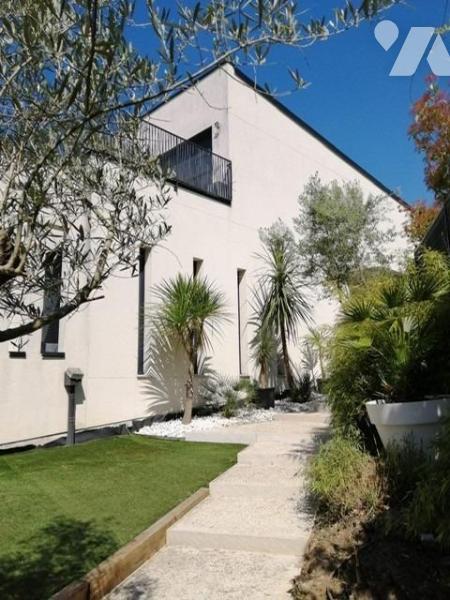Maison 10 pièces 251 m² · à Rouen · 251 m² · 560 000 €