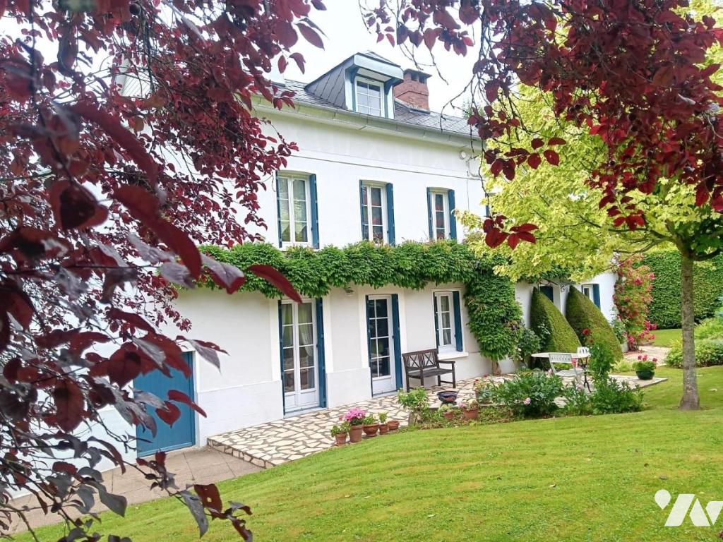 Maison 8 pièces 201 m² · à Notre-Dame-de-Bondeville · 201 m² · 460 000 €