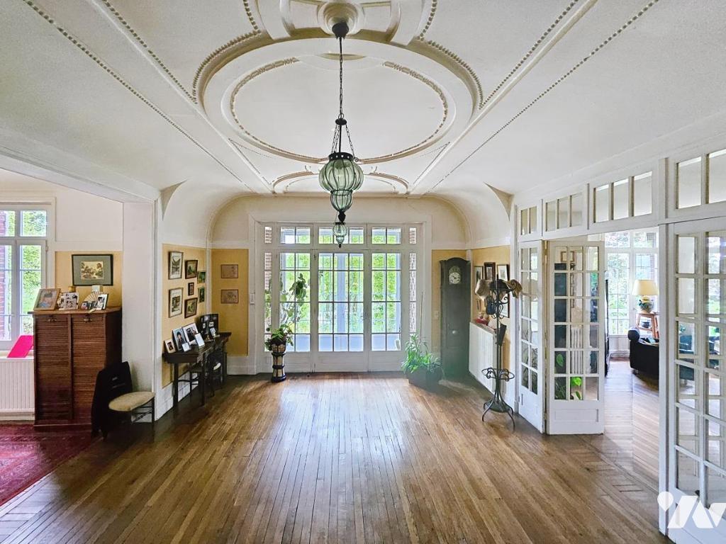 Maison 307m² — Rouxmesnil-Bouteilles