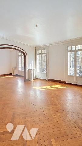 Appartement 8 pièces 161 m² · à Dieppe · 161 m² · 330 000 €