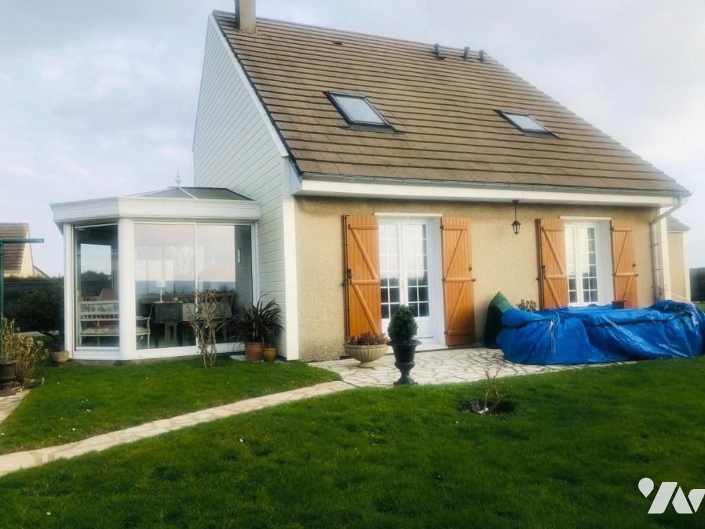 Maison 6 pièces 129 m² · à Arelaune-en-Seine · 129 m² · 200 000 €