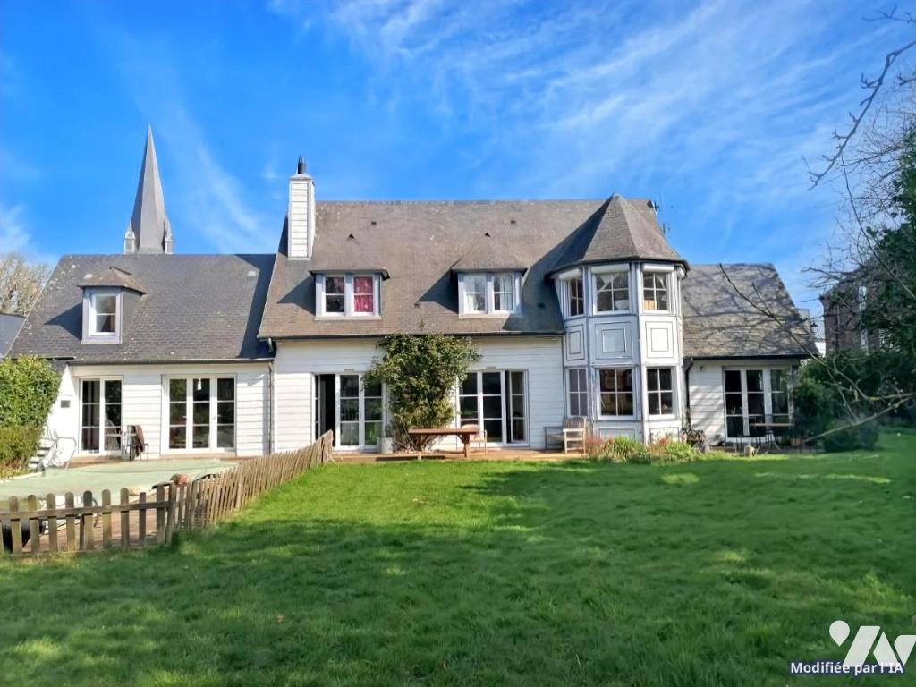Maison 219m² — Luneray