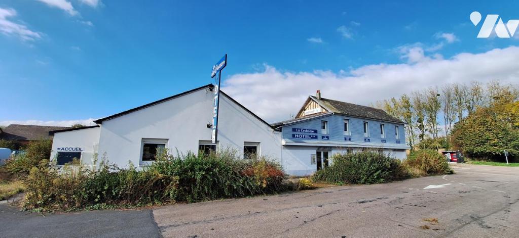 Immeuble 1000 m² · à Louvetot · 1 000 m² · 550 000 €