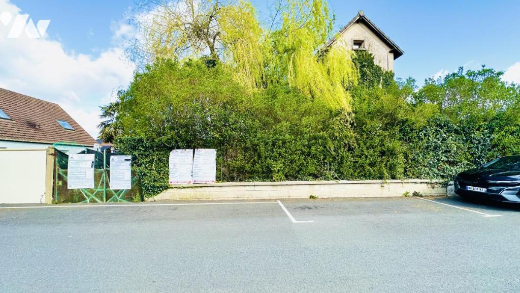 Terrain — Chevry-Cossigny