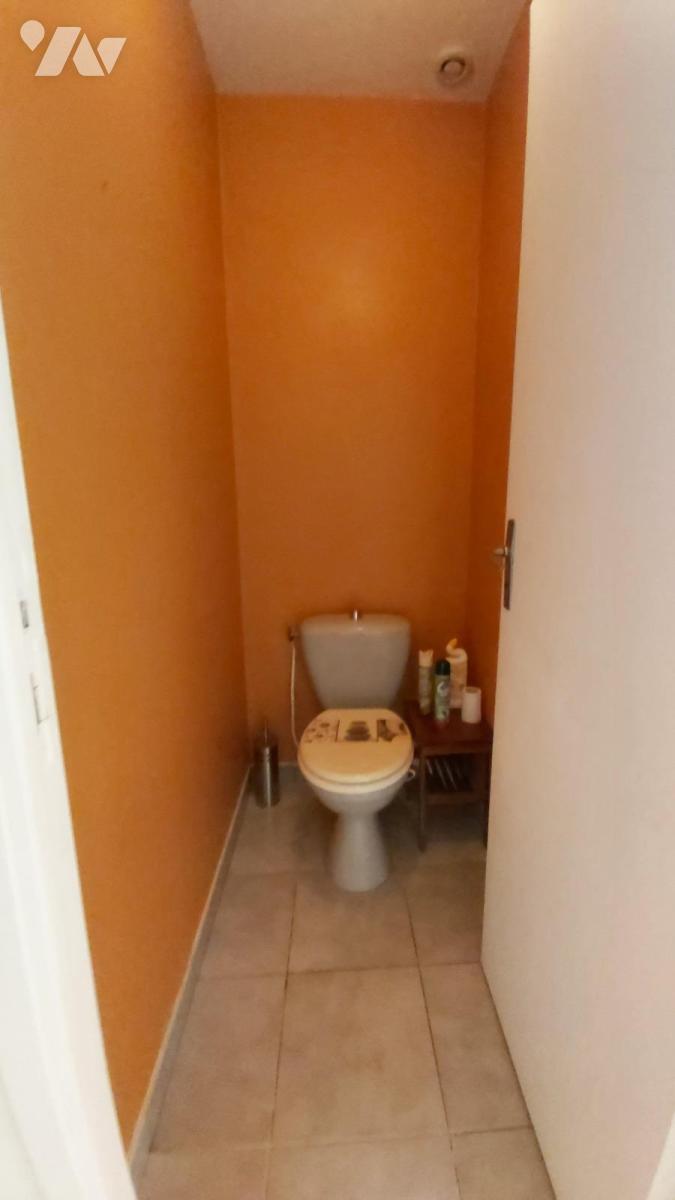 VENTE appartement-THOMERY (77)