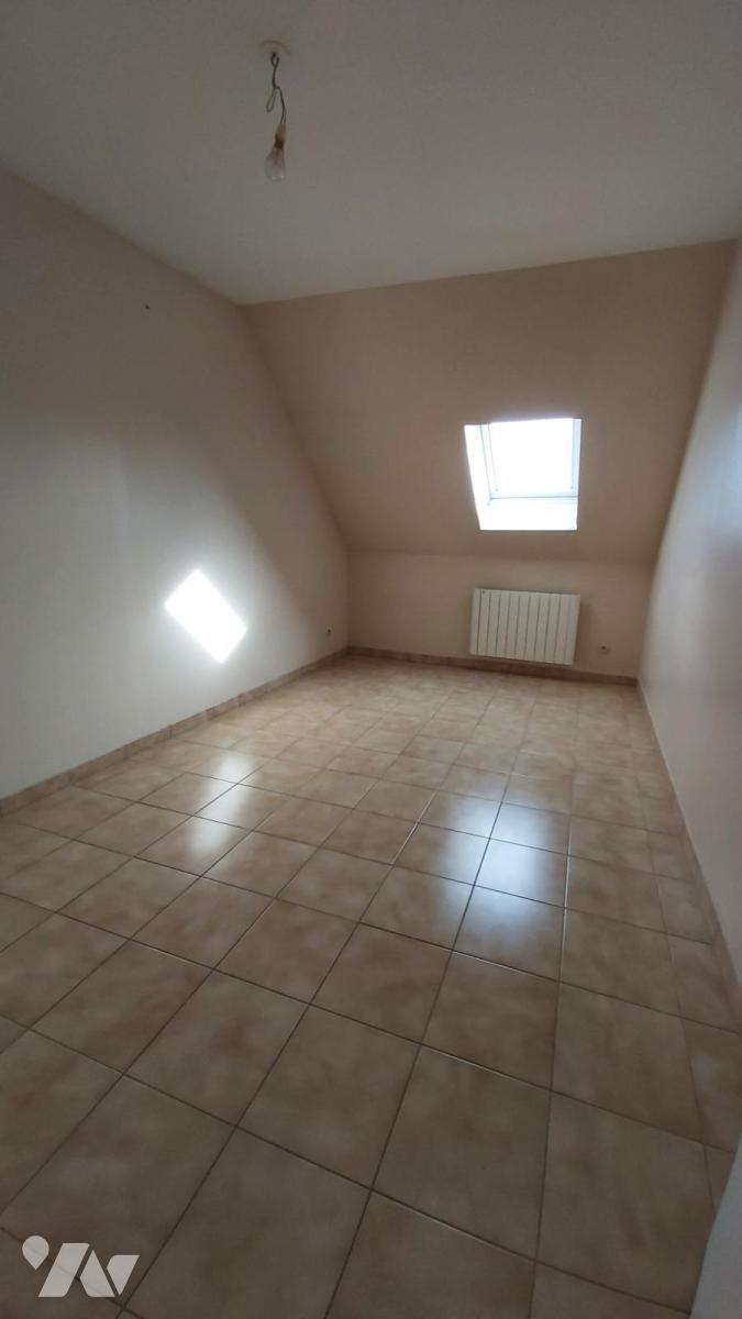VENTE appartement-THOMERY (77)