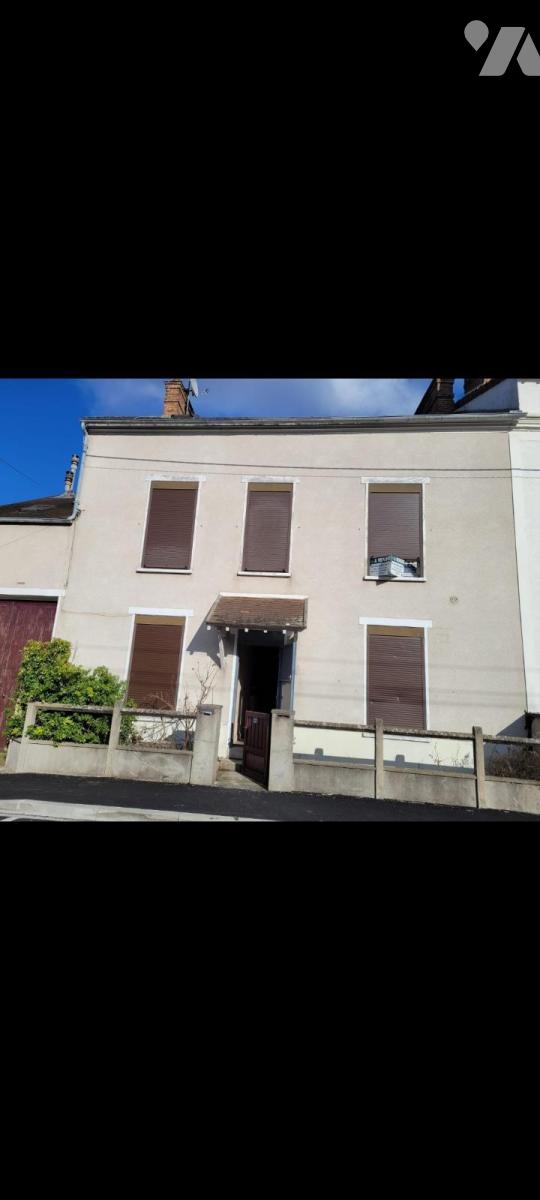 VENTE maison-ST PIERRE LES NEMOURS (77)