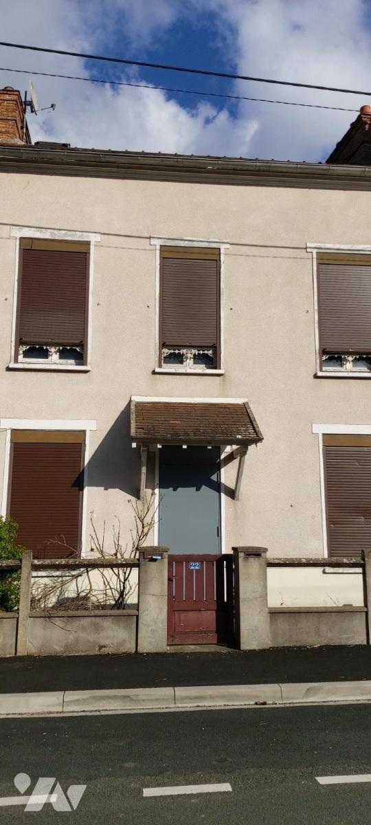 VENTE maison-ST PIERRE LES NEMOURS (77)