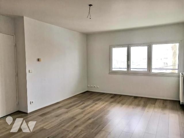 Appartement 2 pièces 48 m² · à Guyancourt · 48 m² · 890 €