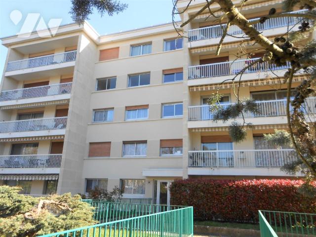 Appartement 4 pièces 89 m² · à Rambouillet · 88,8 m² · 285 000 €