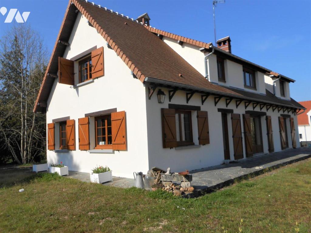 Maison 6 pièces 192 m² · à Saint-Léger-en-Yvelines · 192 m² · 500 500 €