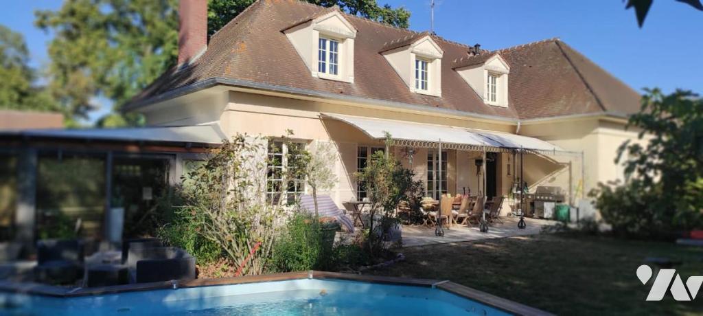 Maison 6 pièces 180 m² · à Méré · 180 m² · 895 000 €