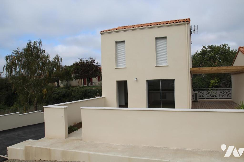 Maison 4 pièces 66 m² · à Niort · 65,8 m² · 220 000 €
