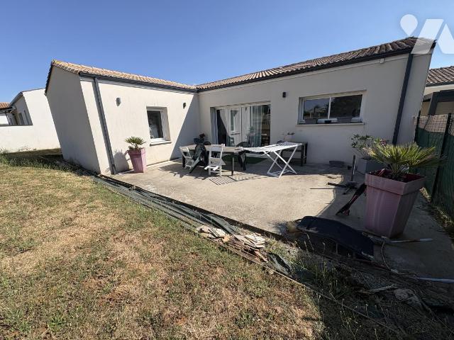 Maison 4 pièces 83 m² · à Celles-sur-Belle · 83,1 m² · 190 000 €