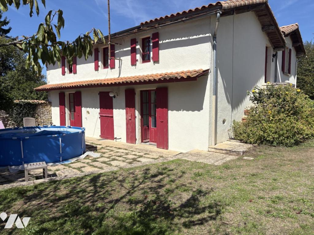 Maison 171m² — Prailles-La Couarde