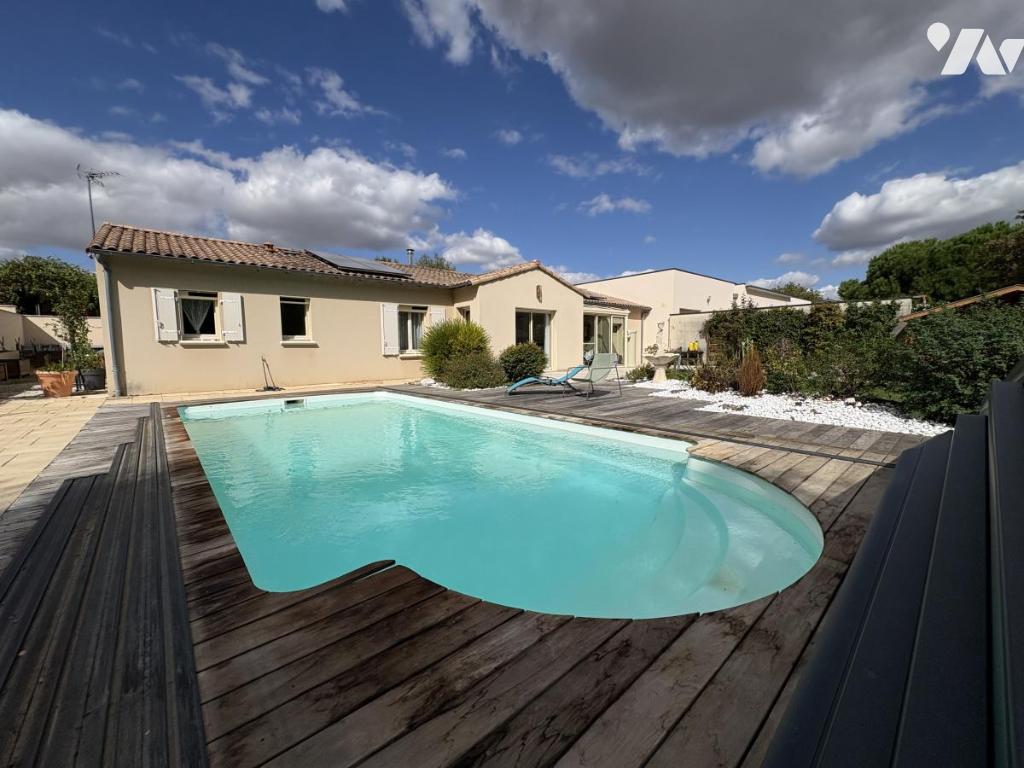 Maison 6 pièces 139 m² · à Niort · 139 m² · 384 000 €