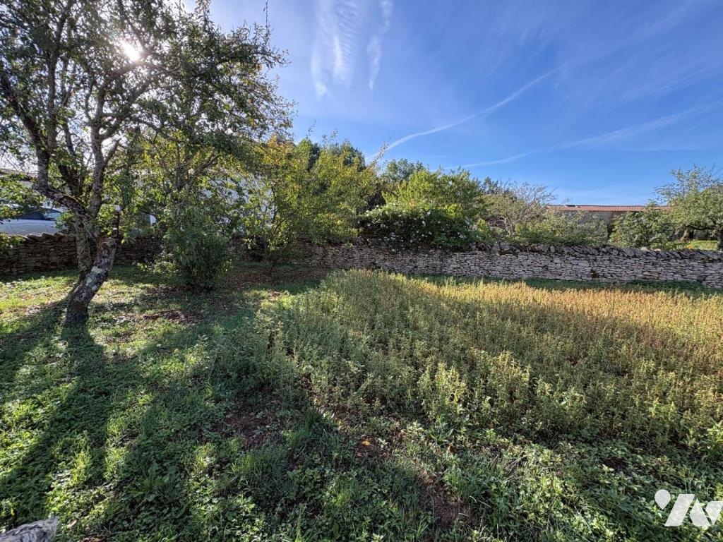 Terrain 375 m² · à La Crèche · 375 m² · 23 000 €