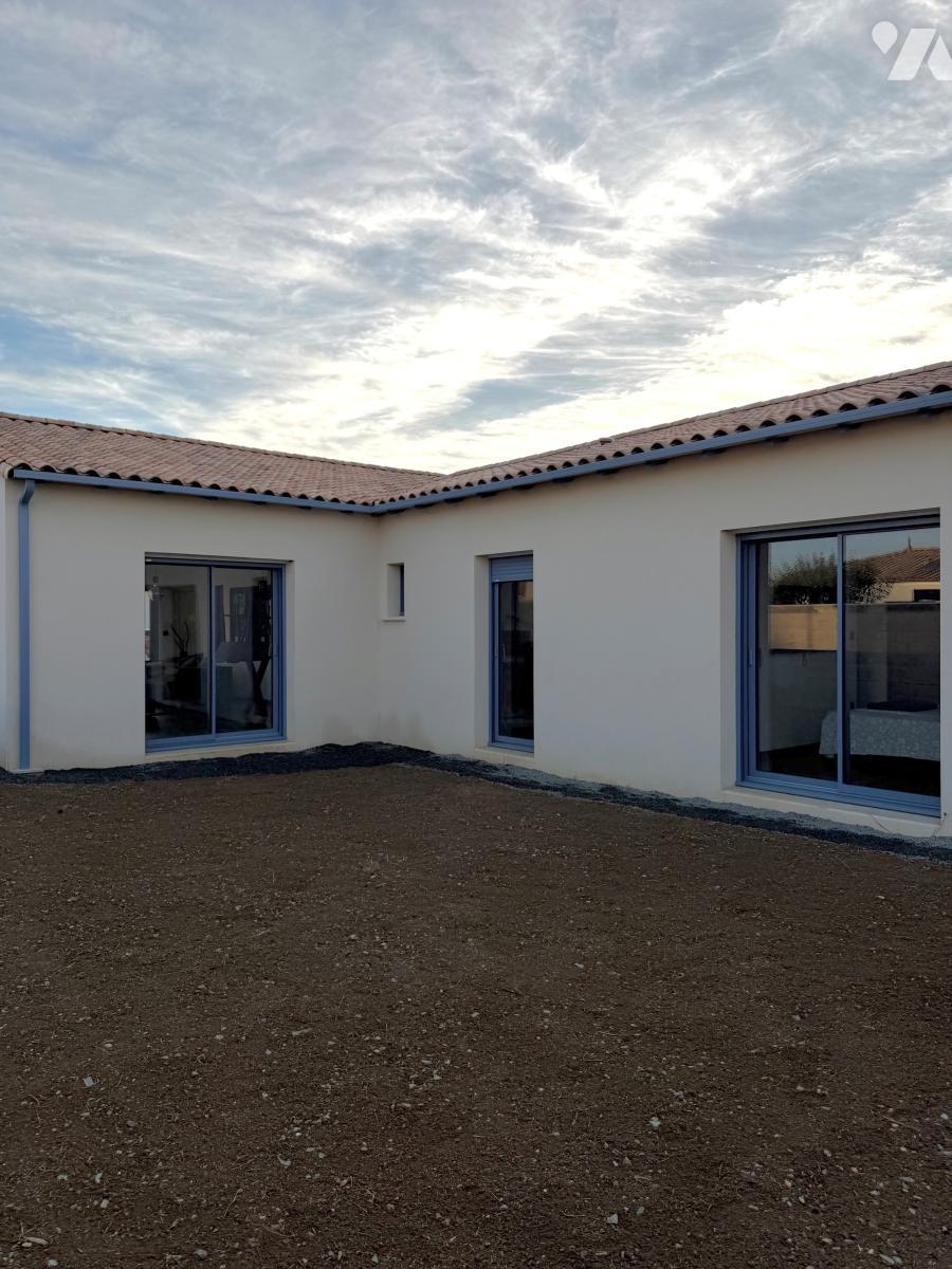 Maison 5 pièces 123 m² · à Coulon · 123 m² · 405 000 €