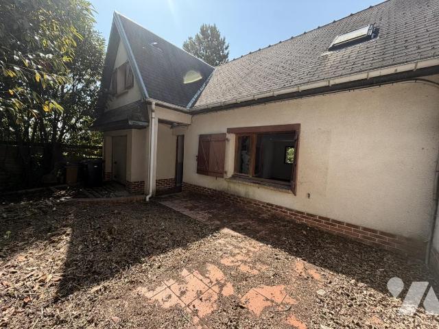 Maison 230m² — Argœuves