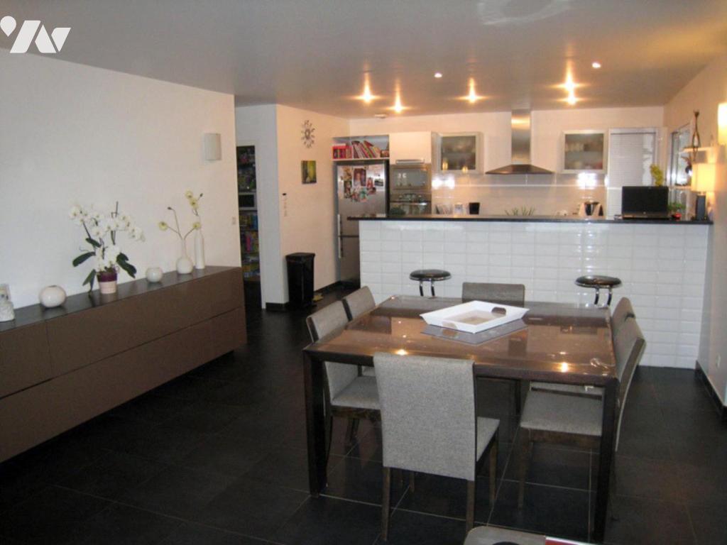 Maison 7 pièces 222 m² · à Hautvillers-Ouville · 222 m² · 480 000 €