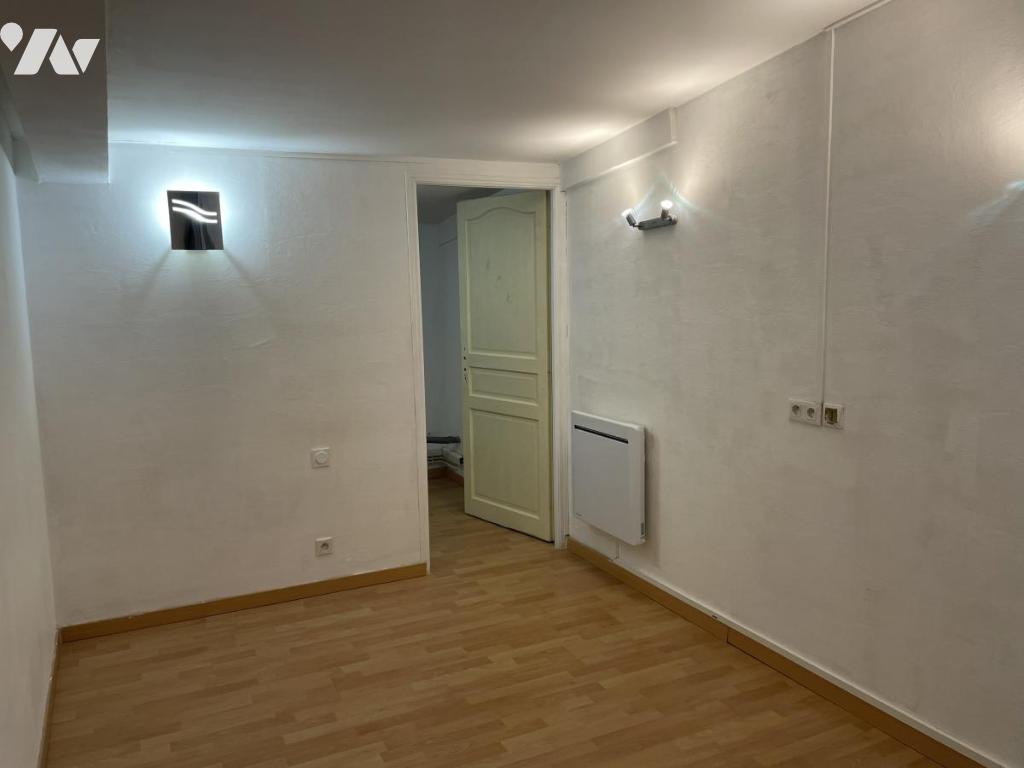 VENTE localDivers-SALEUX (80)