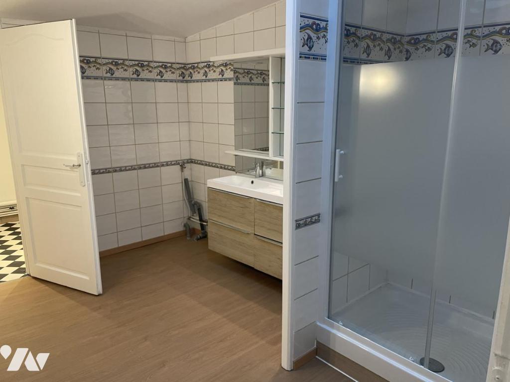 VENTE localDivers-SALEUX (80)