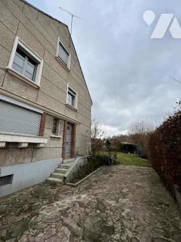 Maison 7 pièces 154 m² · à Airaines · 154 m² · 150 000 €