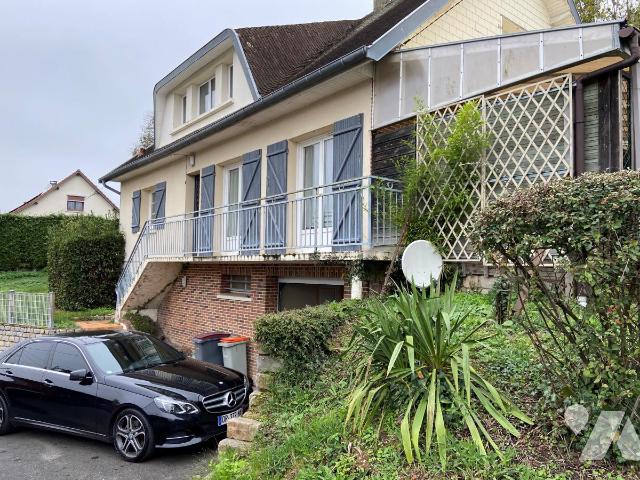 Vente - Maison / villa - VAUCHELLES LES QUESNOY - 145,77 m² - 7 pièces - 80040-571