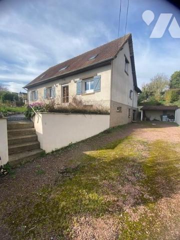 Maison 7 pièces 204 m² · à Yonval · 203,6 m² · 340 000 €