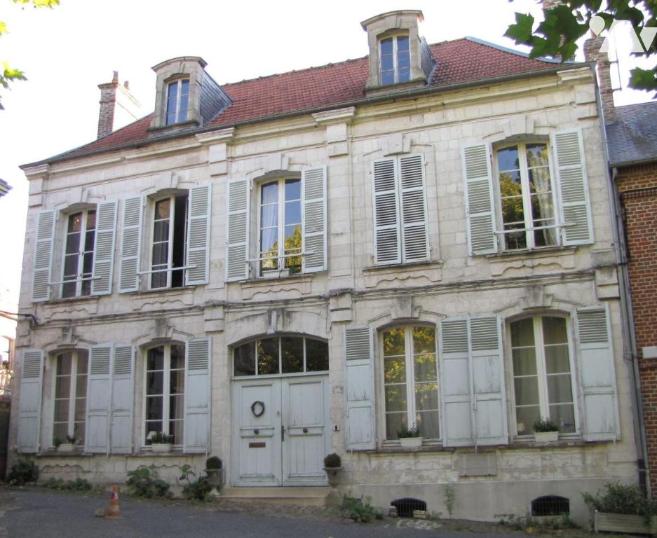 Maison 7 pièces 210 m² · à Saint-Riquier · 210 m² · 320 000 €