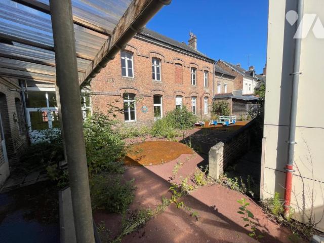Immeuble 325 m² · à Abbeville · 325 m² · 260 000 €