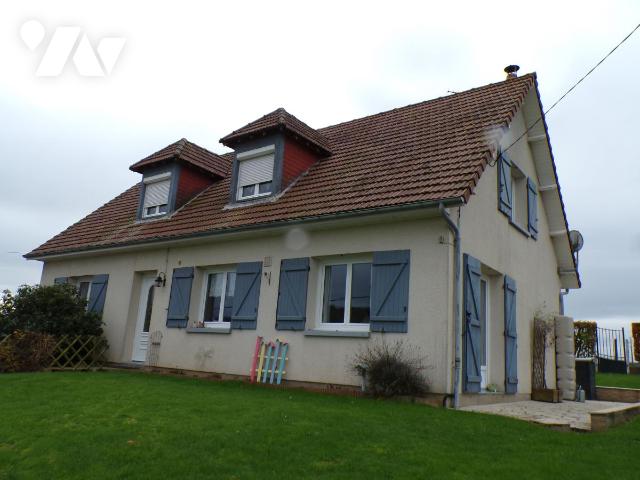Maison 6 pièces 145 m² · à Monchaux-Soreng · 145 m² · 210 000 €