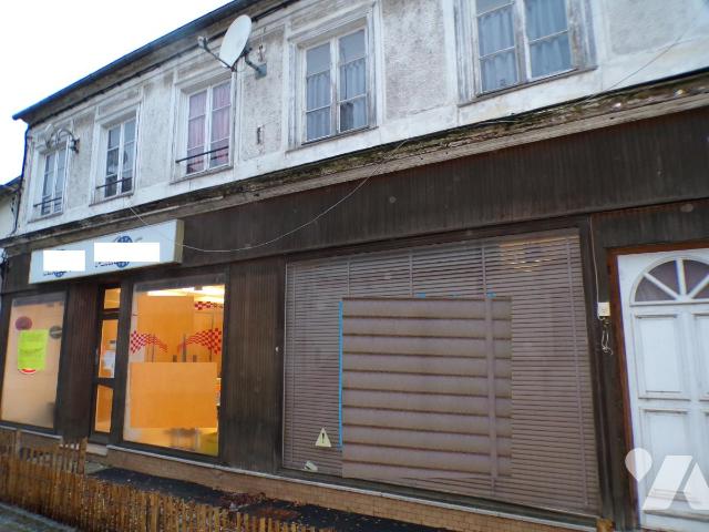 Immeuble 115 m² · à Gamaches · 115 m² · 75 000 €