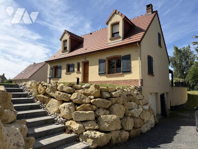 Maison 5 pièces 114 m² · à Englebelmer · 114 m² · 250 000 €