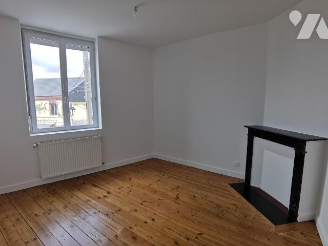 Location - Maison / villa - ROYE - 63,96 m² - 0 pièce - 80089-L114