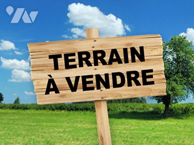Terrain 1859 m² · à Roiglise · 1 859 m² · 47 400 €