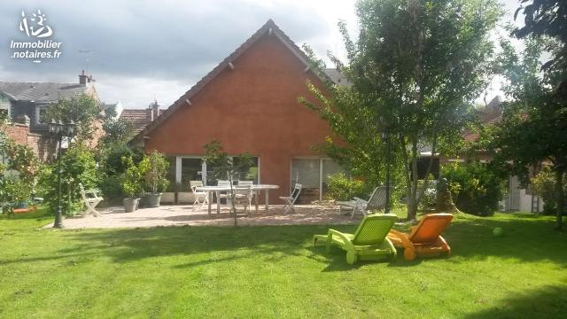 Vente - Maison - Villers-Bretonneux - 380.00m² - 13 pièces - Ref : 80089-597