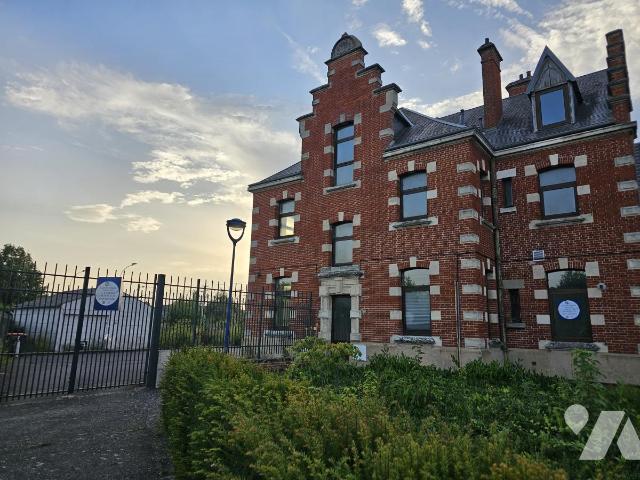 Immeuble 345 m² · à Albert · 345 m² · 266 000 €