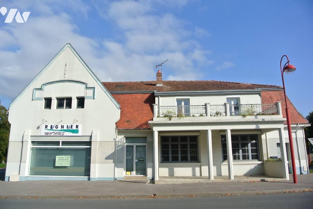 Maison 7 pièces 254 m² · à Chaulnes · 254 m² · 265 000 €