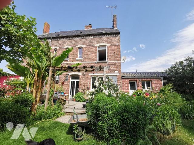 Maison 322m² — Chaulnes