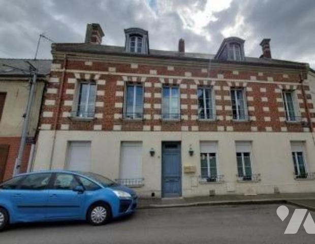 Immeuble 300 m² · à Nesle · 300 m² · 200 000 €