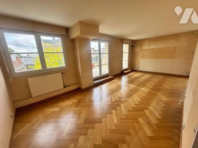 Appartement 4 pièces 101 m² · à Amiens · 100,8 m² · 320 000 €