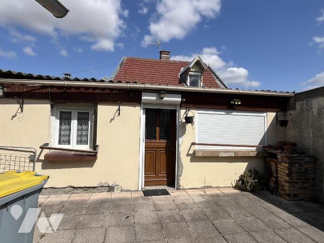 Maison 4 pièces 83 m² · à Saint-Ouen · 82,5 m² · 70 000 €
