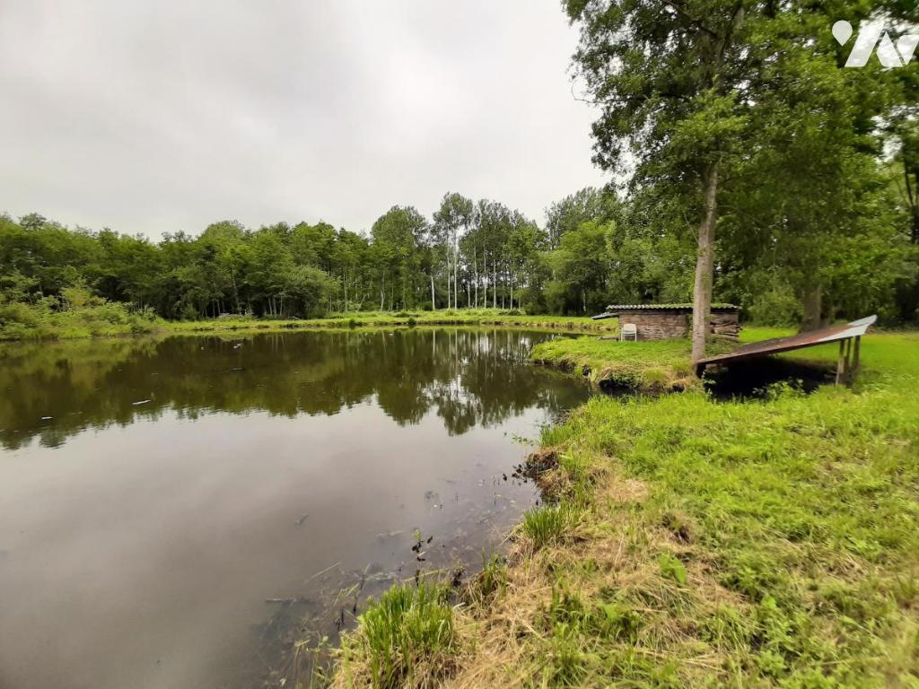Terrain 5705 m² · à Fontaine-sur-Somme · 5 705 m² · 35 000 €